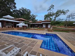 Fantastic Colonial Country House with a Pool! - Image 3