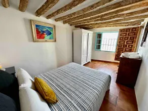 Artist’s House with Terrace & Views | Old Town - Image 4