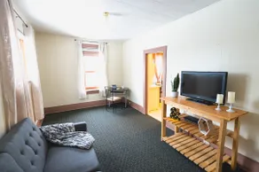 1 BR Apt, by Portage Lk, 1 blk to snowmobile trail - Image 3