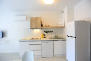 Verde Suites - 2 Bedrooms 2 Bathrooms Balcony Duplex - Image 5