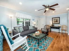 Charming Southern Home with Large Yard - Image 2
