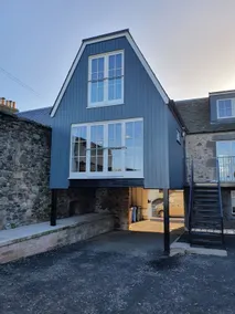 Spacious and bright holiday home in Newburgh. - Image 2