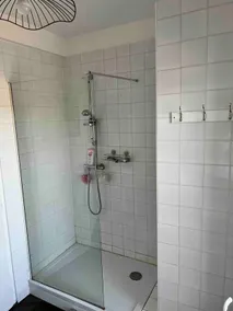 Apartment overlooking Charente near downtown - Image 5