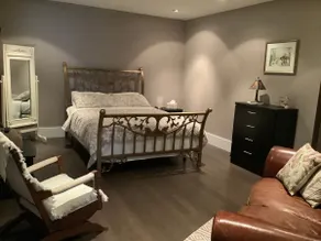 Stay in the countryside with all the comforts! - Image 5