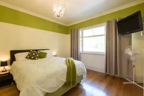 Healesville Haven 2 brm 2 bathroom - Image 4