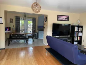 Comfortable centrally located house in good area. - Image 4