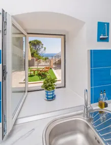The Happy Apartment - Image 2