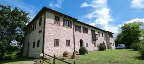 Apartment-2 in an old farmhouse 4 km from Urbino - Image 2