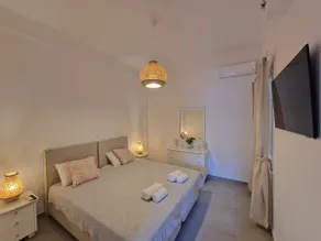 Relaxing Thalassa apartment near the center of Andros - 2 minutes walk - Image 2