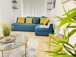 3 BEDROOM HOUSE * SLEEPS 6 * PARKING * GARDEN - Image 3