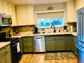Timber Lodge, Come Hike & Ski! 3 King Beds 3 Baths - Image 4