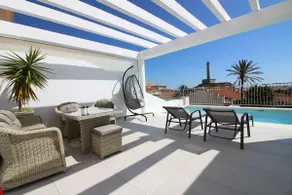Modern house, private heated pool and sea views - Image 2