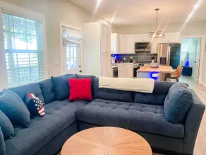 Lakeview Oasis - Image 4