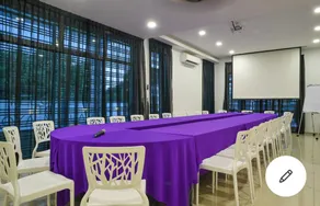 Villa@20pax Private Swimming Pool with Jacuzzi/KTV - Image 2