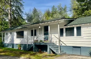 7th Heaven Lakeside Cottage & private sandy beach - Image 5