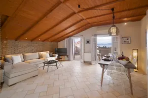 Bright suite - Image 2