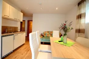 Apartment F - Image 2