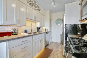Seaside King 1bd Haven, Pets, Fast Wi-Fi Parking - Image 4