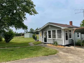 Old Magnolia Acres: 7 Acre Farmhouse/4 Min to TIEC - Image 5