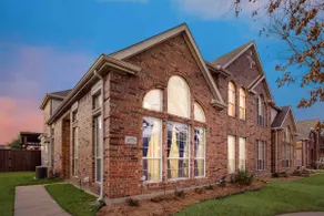 ★One of a Kind! Relaxing Home in Frisco 3BR 2.5 BA - Image 3