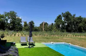 Sumptuous stone villa near Saint-Emilion - Image 2