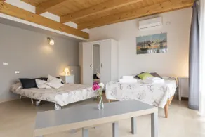 Peperino Attic Flat - Image 5
