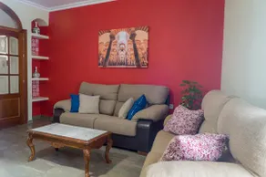 Casa F. Ruano - private patio - Wi-Fi - A/C - PARKING - Image 3