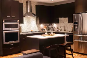 2Level Duplex 20 Mins to Dt Chicago!-Jacuzzi - Image 5