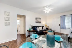 Pacific Beach Cottage - Image 2