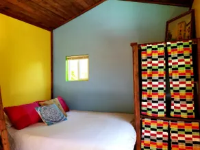 Lovely homemade Garden Cabin + Hot Tub near Bart. - Image 3