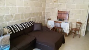 Historical refurbished Apartment in Cottonera - Image 5