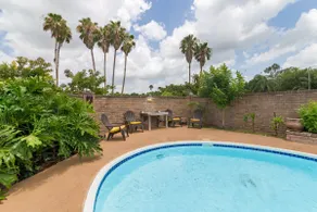 Exclusive private villa...must see to believe . - Image 3