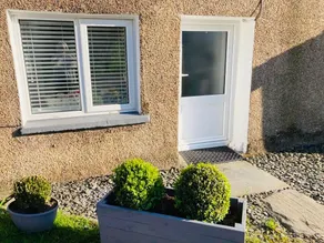 Seaview Cottage with Sea Views - Image 4