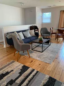 Leo's Loft - Image 2