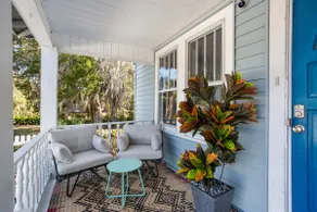 Shangri-La @ Rowland: Eclectic and Stylish Cottage - Image 4