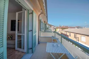 Lovely apartment in Marina di Massa center - Image 3