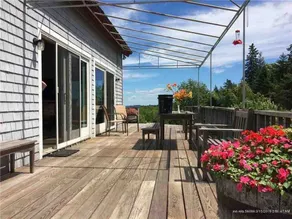 Maine Waterfront Estate Getaway - Image 3