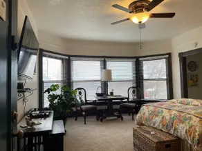 Super cozy apartment walking distance to downtown - Image 4