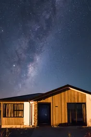 Kingfisher Lodge - Image 2