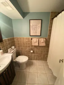 Dog Friendly Ski House with Hot Tub - Image 4