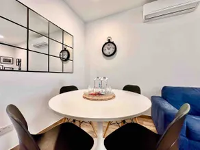 Stylish Flat off the Sea Front - Image 3