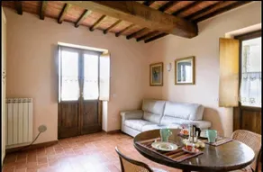 Tuscan house with big patio, private pool, garden, wheelchair- and pet-friendly - Image 3