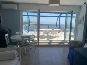 Apartment by the sea - Image 3