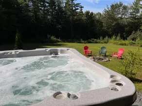Hot Tub/Generator Open Floor Home Mt Snow/Stratton - Image 3
