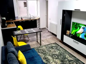 Yellow House Luxury Berceni - Image 5
