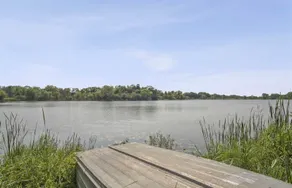 5 bdrm/sleeps12 Lakeside Getaway  - Image 2