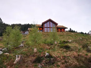 Cabin in beautiful surroundings at Harpefossen - Image 3