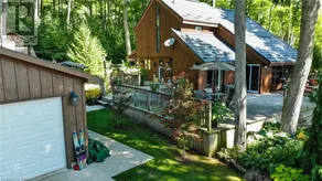 Family Fav Waterfront Luxury Cottage | Sauna |Dock - Image 2