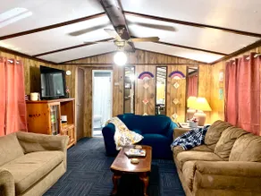 Gene's Retreat, charming lakeside 3 bed 2 bath peaceful home near Ft Gibson Lake - Image 5