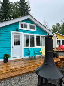 The Turquoise Cottage - Image 2